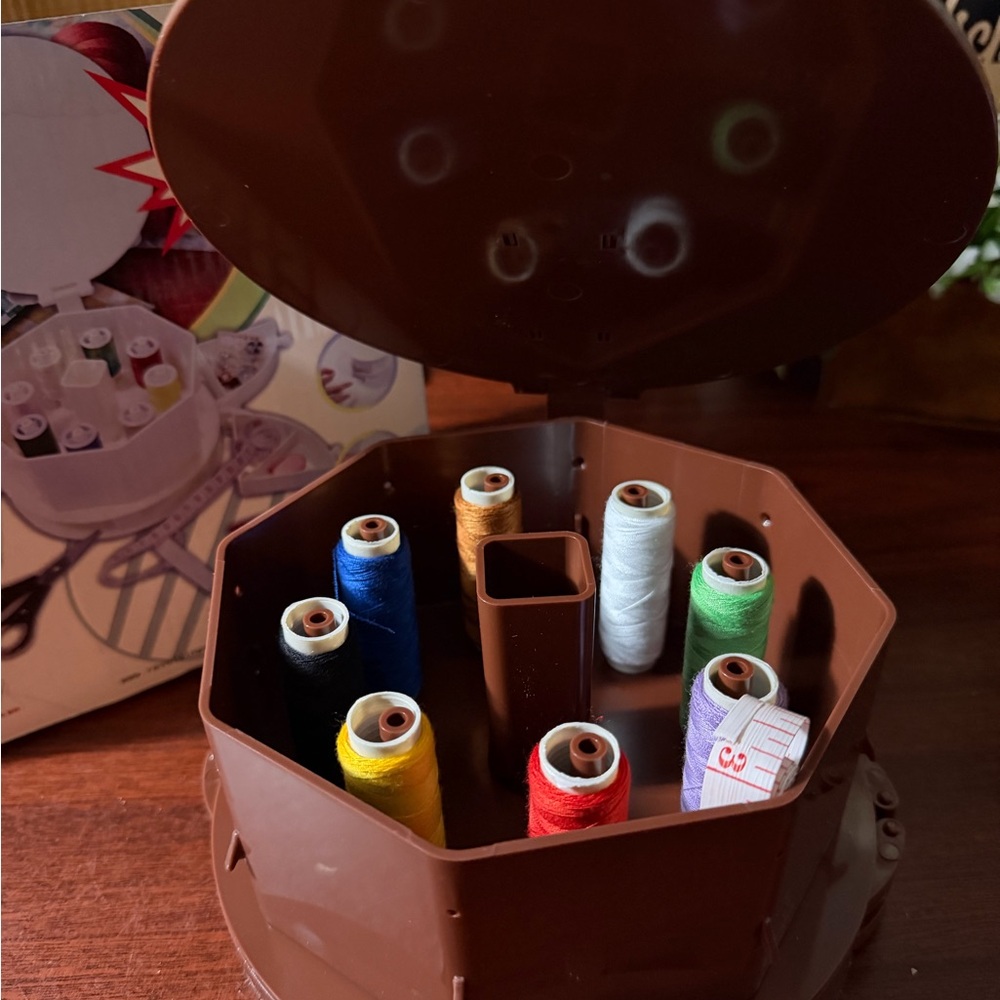 Revolving Sewing Kit with Accessories